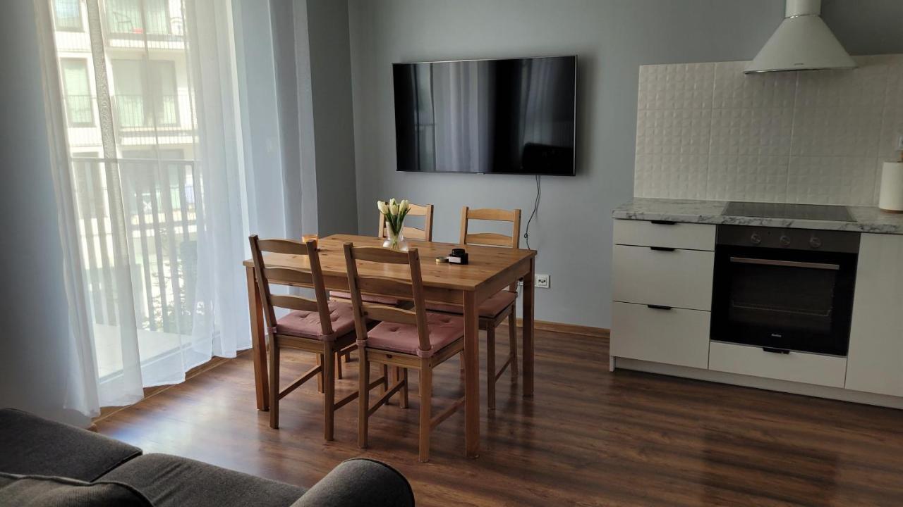 Garbary Retreat W Samym Centrum Poznania - Free Parking And Free Coffee! Ngoại thất bức ảnh